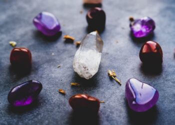 Rock Stars Wanted: Are You a Gemstone Guru? Find Out Now!