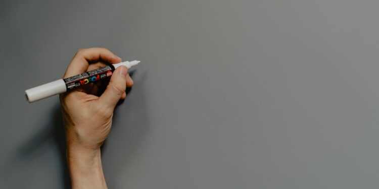 Can You Guess These Left-Handed Legends? Take the Quiz and Find Out!