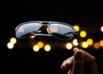 Who Made Oversized Sunglasses Famous? Find Out in Our Eyewear Evolution Quiz!