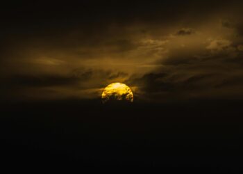 Blue Moon, Harvest Moon: What’s the Difference?