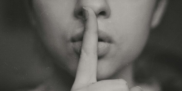 Spot the Lies: Test Your Knowledge of History’s Greatest Hoaxes!