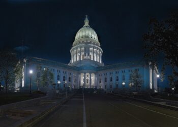 Discover the Sales Tax-Free State: Test Your US Knowledge!