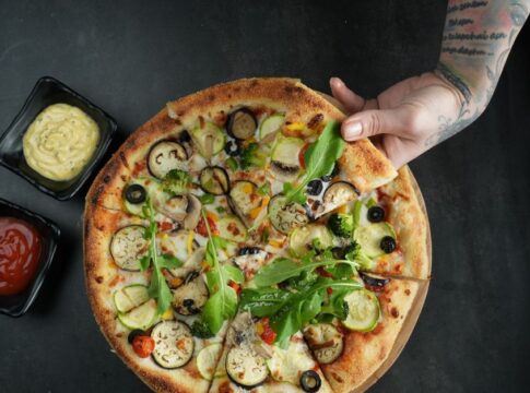 The Science of Why Pizza Tastes Better the Next Day