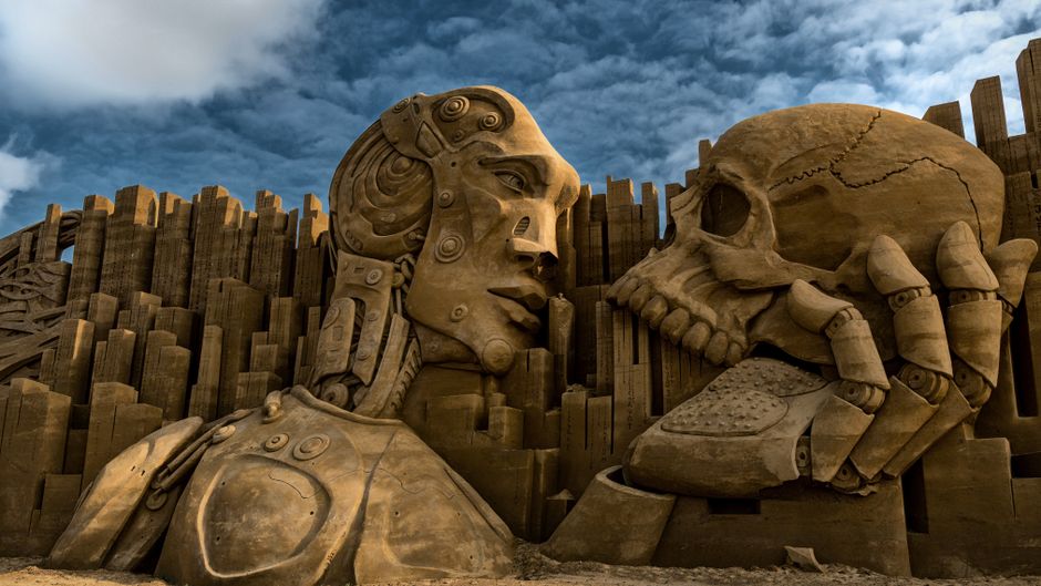 Top 10 Sculptures That Are Actually Made of Soft Materials
