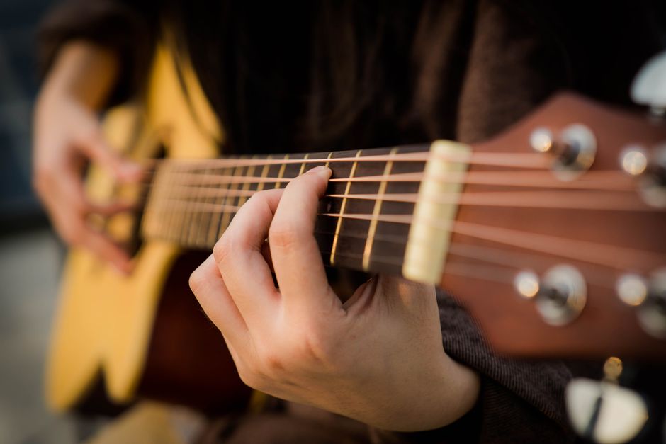 The Science of Why Certain Chords Make You Feel Sad or Happy