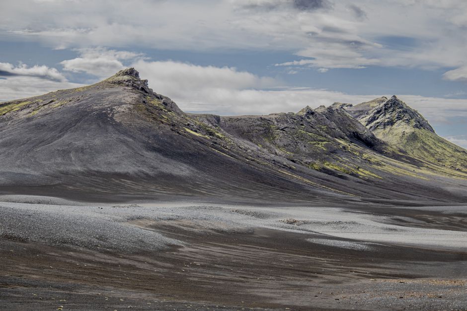 Top 10 Places on Earth Where the Sun Never Sets (or Never Rises)