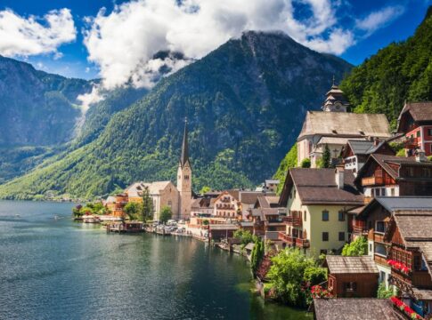 The Real-Life Locations That Inspired Famous Fictional Movie Sets