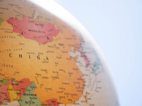 Why Russia Has 11 Time Zones But China Has Only One — Geography trivia by Trivia Daily